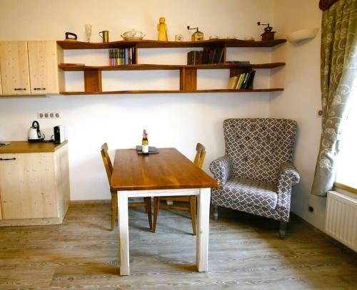 Zlaty apartman v soukromi Mala Skala Cesky Raj in Koberovy