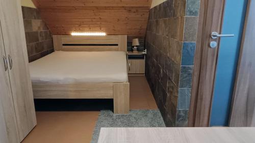 Deluxe Double Room with Shower