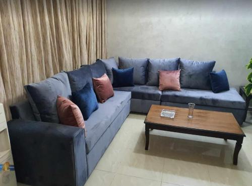 Shahed Apartment - image 8