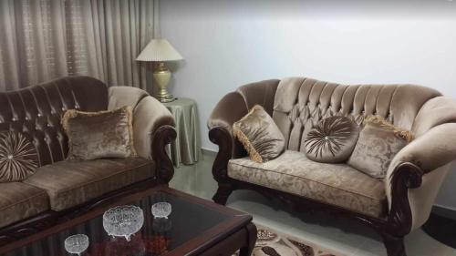 Shahed Apartment - image 12