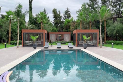 THE MAJESTIC VILLA - HEATED POOL