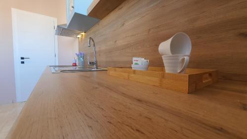 SKY Apartment, Tirana (photo 7)