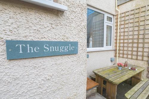 Couples getaway in central Windermere ground floor flat with parking - image 4