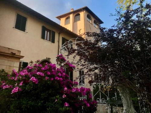 Appartamento in Torre di antica Villa, Florenz
