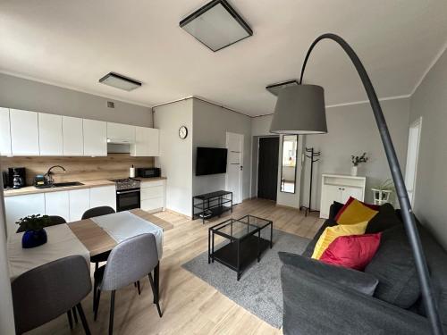 Cicha z parkingiem, wifi, self-check in, galeria handlowa, Katowice