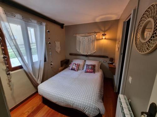 Petite chambre cosy avec salle de bain privative - Location saisonnière - Saint-Pierre-dels-Forcats