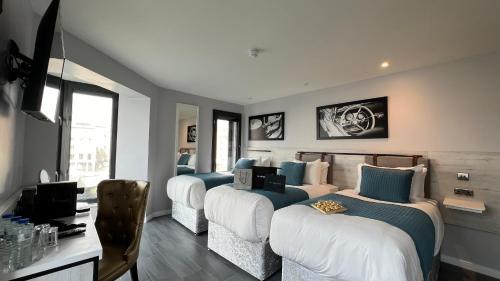 Triple Room image 10
