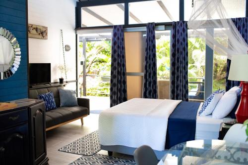 Coyote Rooms in Cabuya