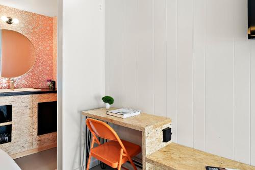 The Brooks Motel - image 2