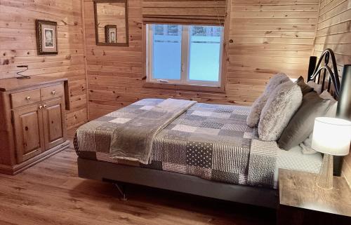 Two-Bedroom Cottage image 1