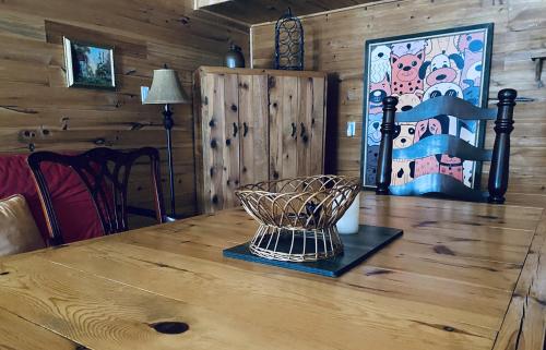 Studio with Lake View image 3