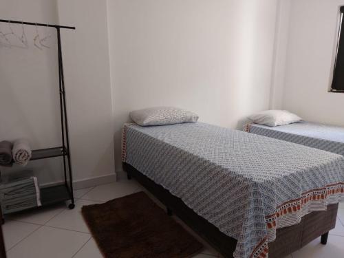 Apartamento completo e bem localizado