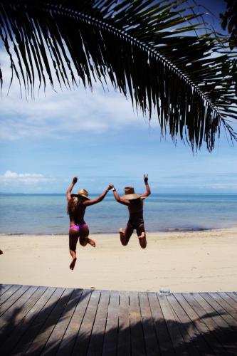 Private Oceanfront Fijian Villa Sleeps 8