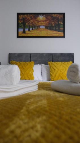 Modernized Three Bedroom House near City Stadium, Attractions, City Centre - Sky n Netflix - Convenient Transport, Manchester (photo 7)
