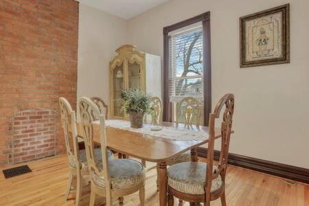 Historic Elegance Retreat - Columbus Downtown in Columbus, USA