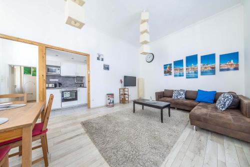 Apartment with Balcony image 6