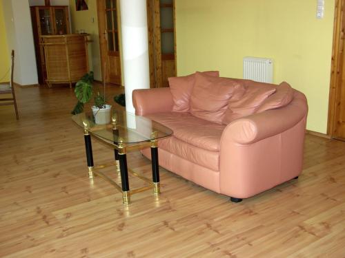 Hunyadi Apartment - image 2
