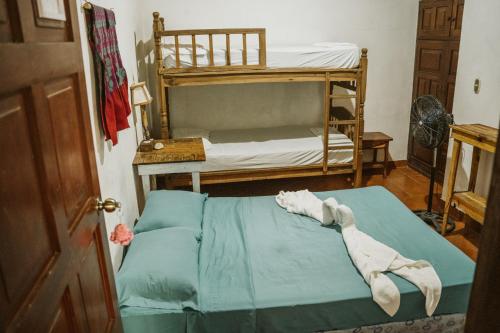 1 double bed