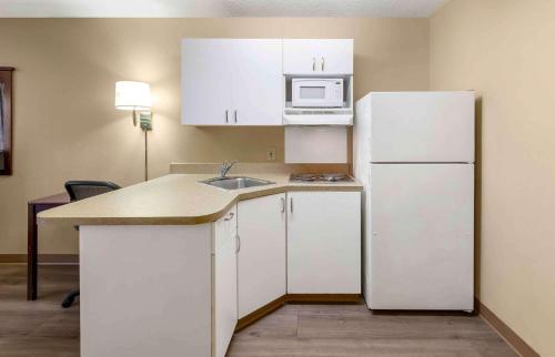 Extended Stay America Suites - Raleigh - RDU Airport - image 14