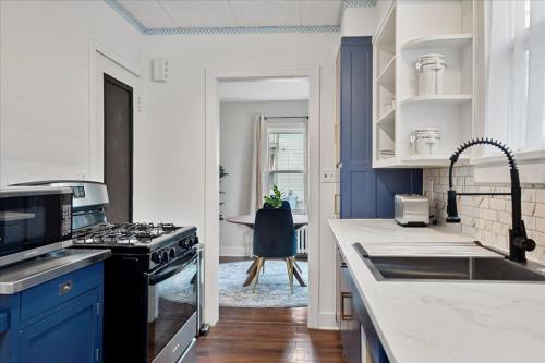 Tranquil Cottage near hospitals in Springfield, USA