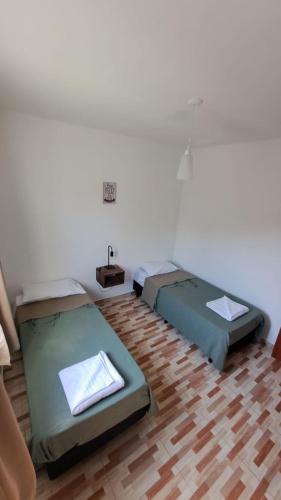 Three-Bedroom House image 9