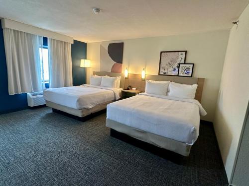 Comfort Inn near I-69 and Washington Center Road - image 33