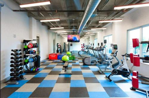 Stylish City Living Apartments with Free Parking in Midtown Atlanta in Atlanta, USA