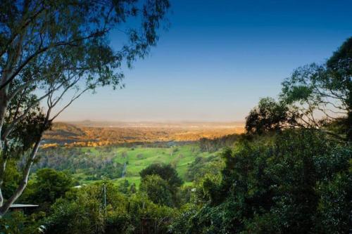 Treetops Seaview Montville