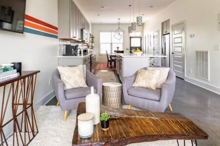 The Dogwood House - Cute Cozy and close to everything in Nashville, USA