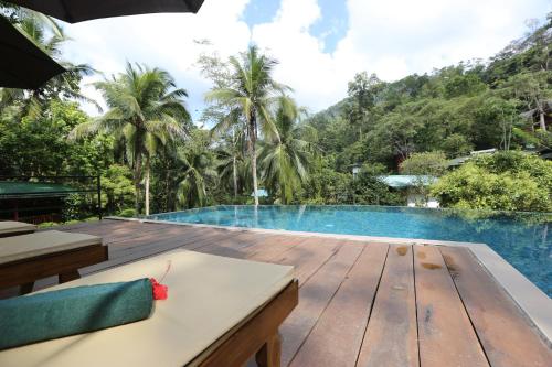 Surrounding environment, 360 Rainforest                                                                                   in Kotapola