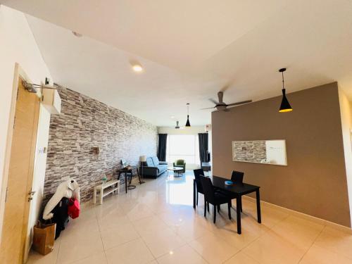 Crest residence - image 10