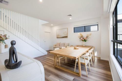 Burra Beachy - Pet Friendly - 5 Mins Walk to Beach in 저비스 베이