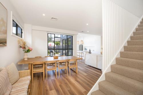 Burra Beachy - Pet Friendly - 5 Mins Walk to Beach in 저비스 베이