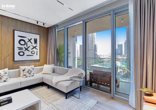 bnbmehomes | Lux Haven w/ Burj View - 1408 - image 11