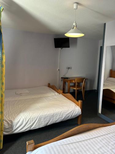 Aux Globe Trotters - main image