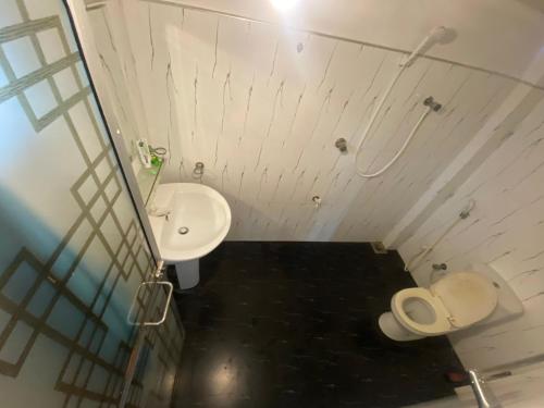 Budget Double Room image 1