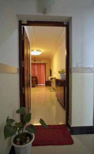 Best serviced apartments near Infosys and Ust global.