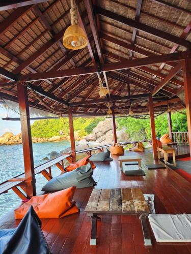 Restaurant, Tao Thong Villa 2 in June Juea Bay