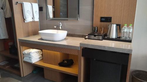 Aurea Central Hotel Room Type - Deluxe Family Room