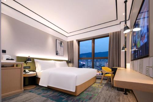 room detail thumbnail 2