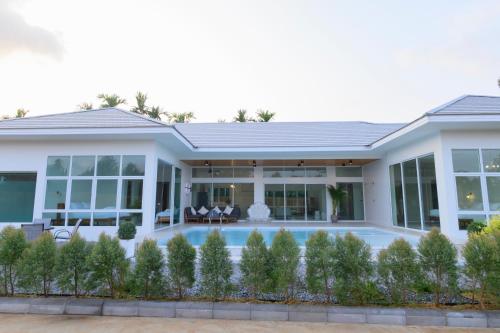 Exterior view, Gems Pool Villa Chanthaburi in Tha Mai