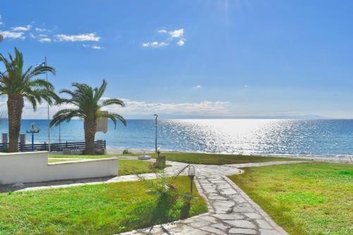 Varonos Summer Residences, Siviri