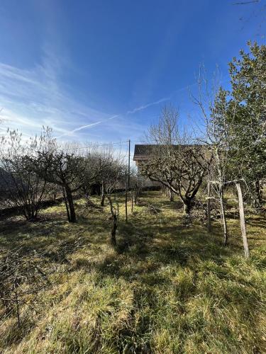 花園, Appartement dans une vieille ferme bugiste in 阿特馬爾
