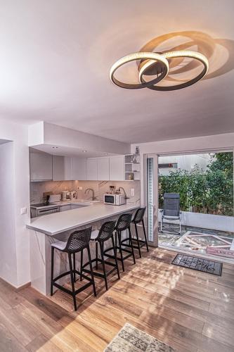 LIVAS Athens Voula garden bungalow, Афины (фото 5)