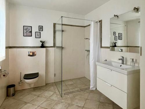 Casa de banho, Boarding-Apartment in Lippstadt in Centro da cidade