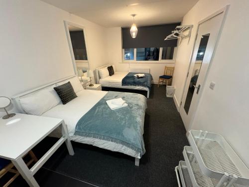 Cosmopolitan Comfort Private Bedrooms in Euston 106, Londyn (zdjęcie 10)