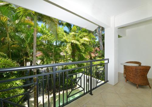 Villa - Beach Front image 10