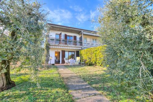 Falke House relax and lake view - Happy Rentals