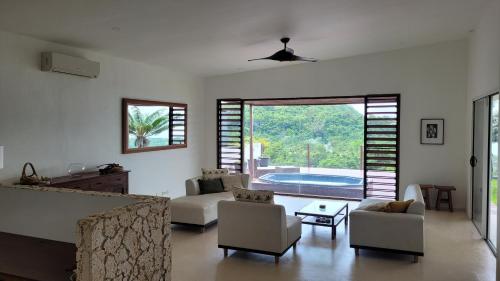 Longview - stunning views, sleeps 8, Port Vila (foto 6)