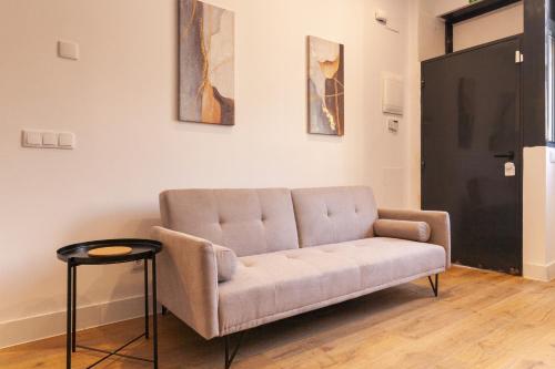 One-Bedroom Apartment image 10